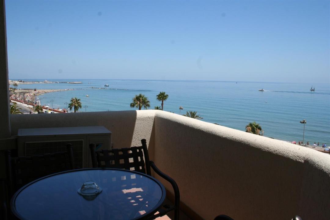Benalbeach Sea Front Benalmádena Extérieur photo